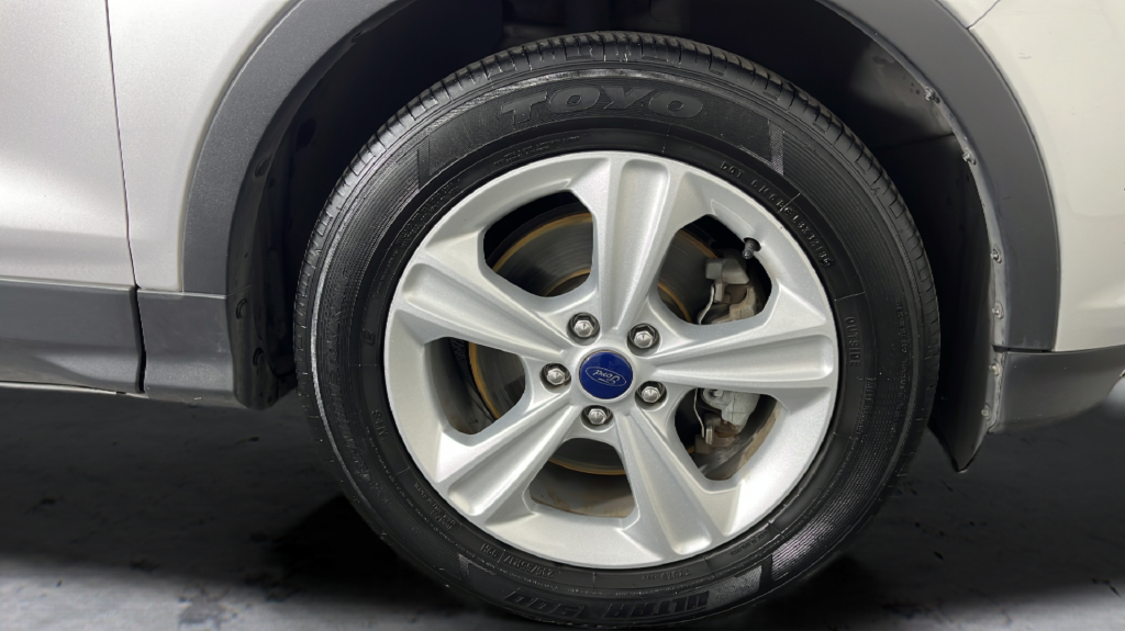 Used 2014 Ingot Silver Ford SE image 45