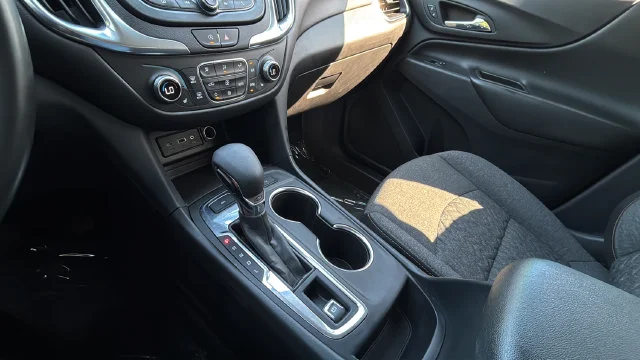 Used 2024 White Chevrolet LT image 14