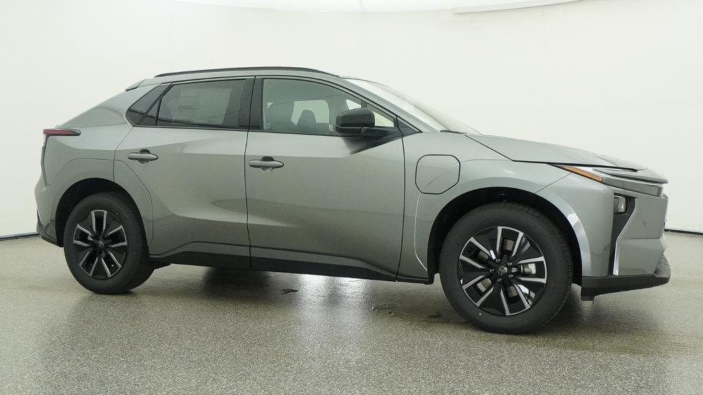 New 2026 Heavy Metal Toyota XLE image 11