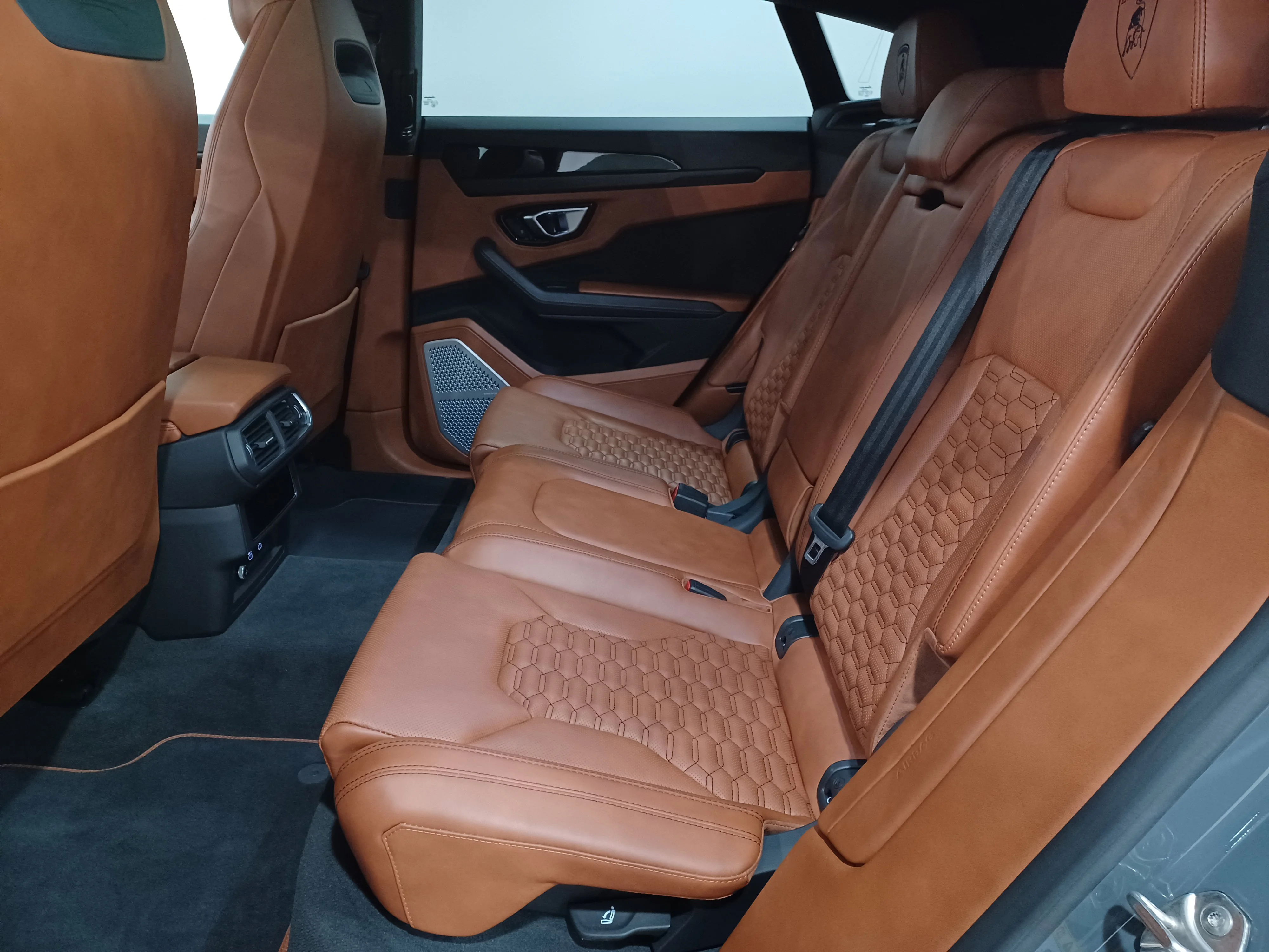Used 2022 Grigio Telesto Lamborghini *NO LUX TAX!!! | Grigio Telesto | Marrone Eklipsis | Nav | Heads Up Display | Pano Roof image 11