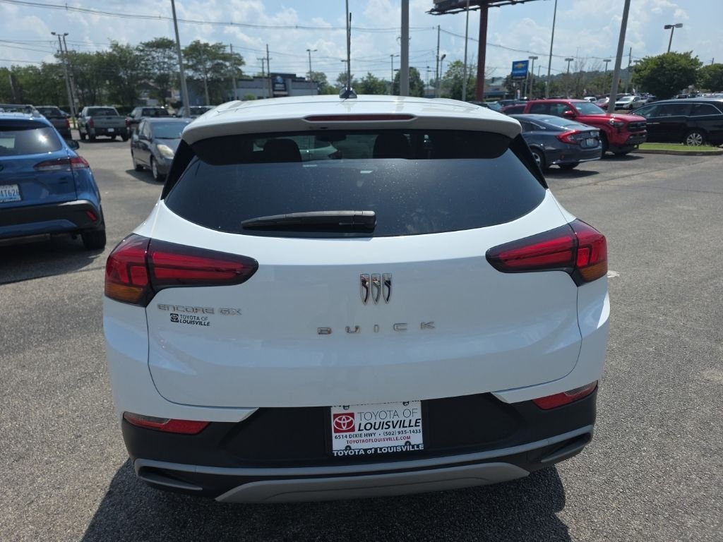 Used 2025 White Buick Preferred image 5