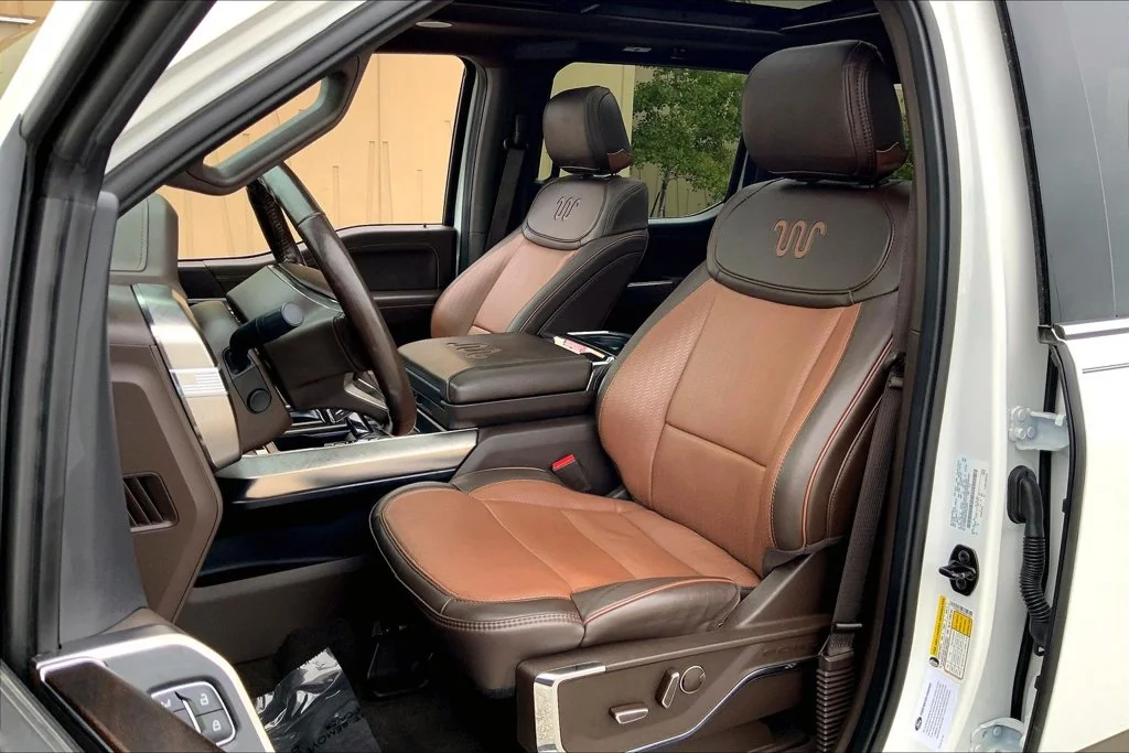 Used 2023 White Ford King Ranch image 25