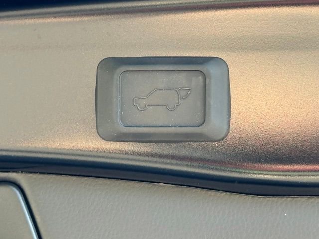 Used 2025 Black Toyota XLE image 43