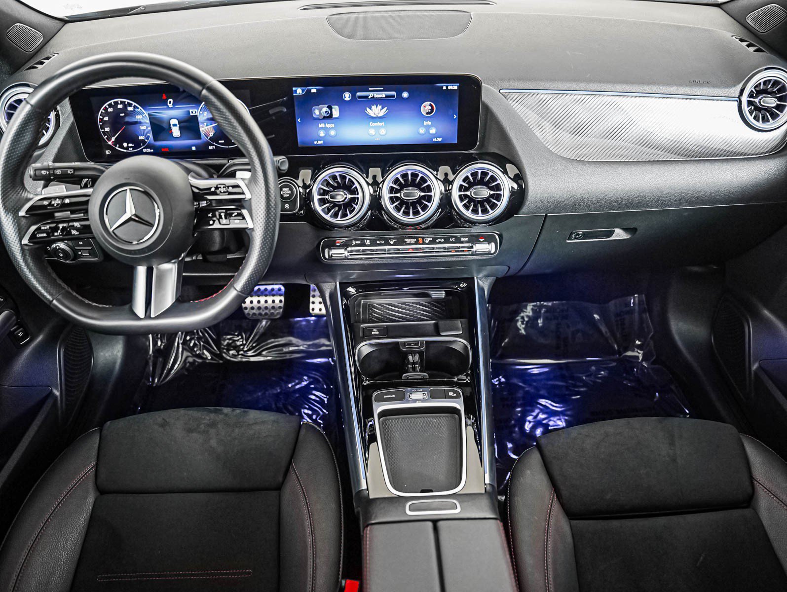 Certified Used 2025 Night Black Mercedes-Benz GLA 250 image 9