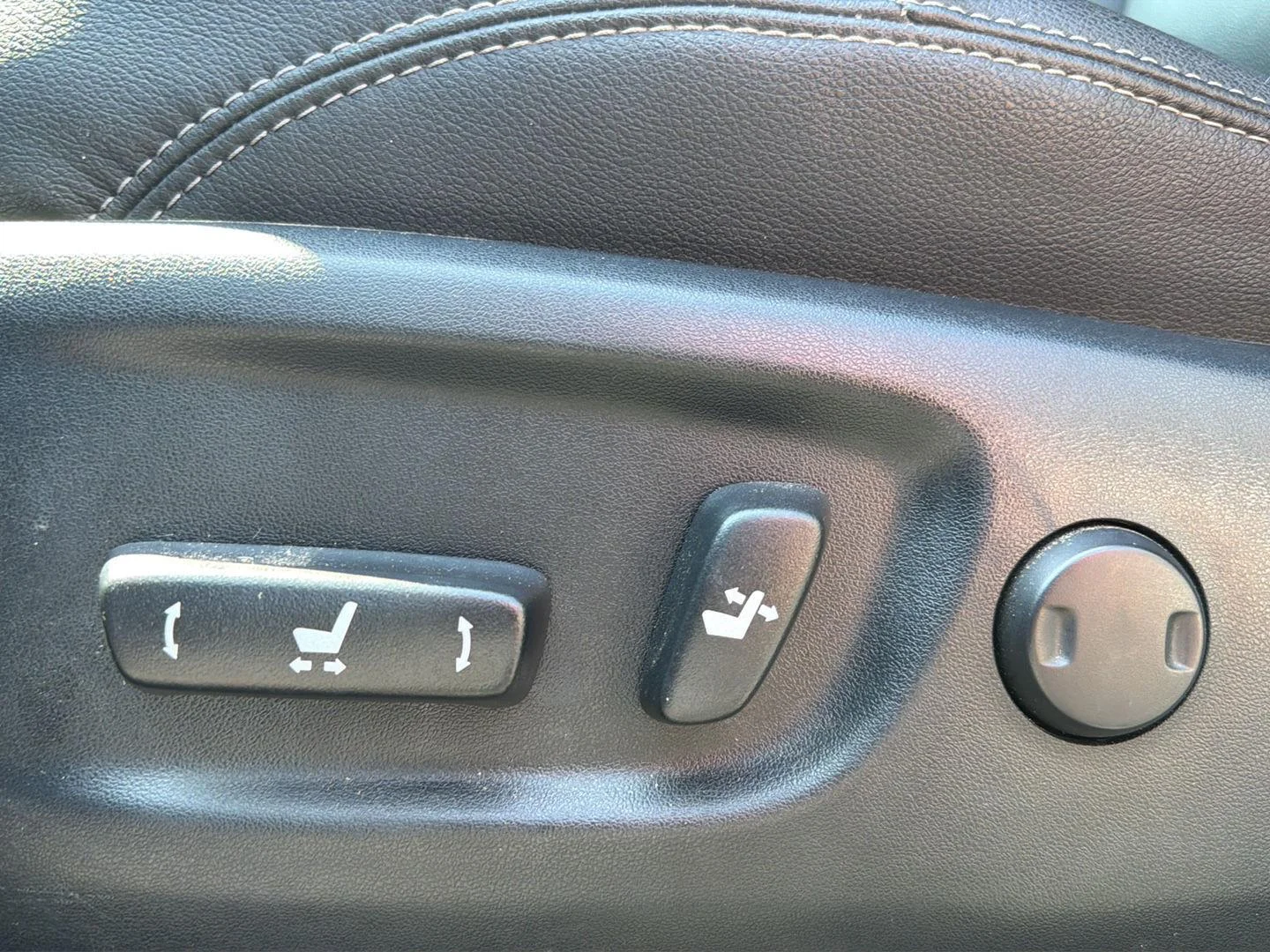 Used 2022 Super White Toyota TRD Sport image 11