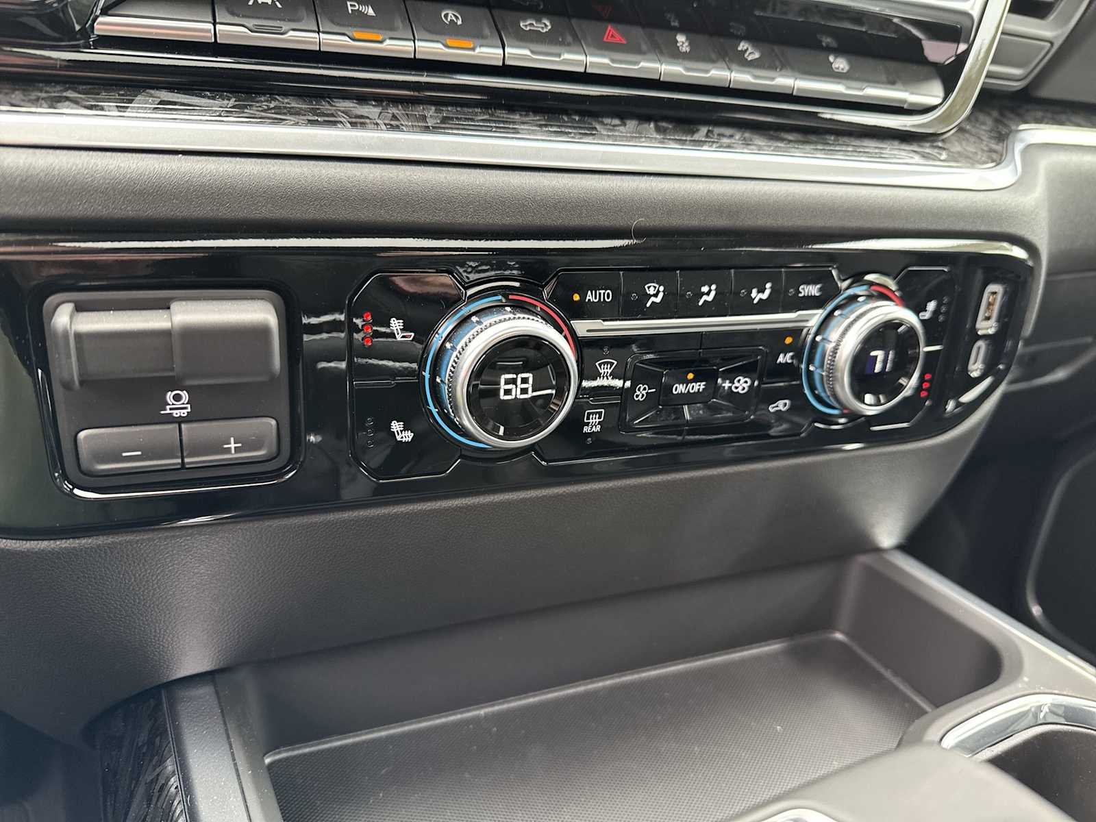 2025 GMC Sierra 1500 Elevation - Photo 16
