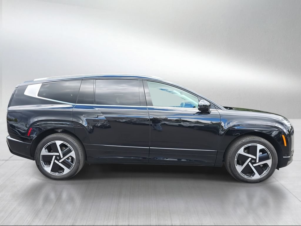 Used 2026 Hyundai IONIQ 9 Performance Calligraphy with VIN 7YAMYFS54TY010647 for sale in Portland, OR