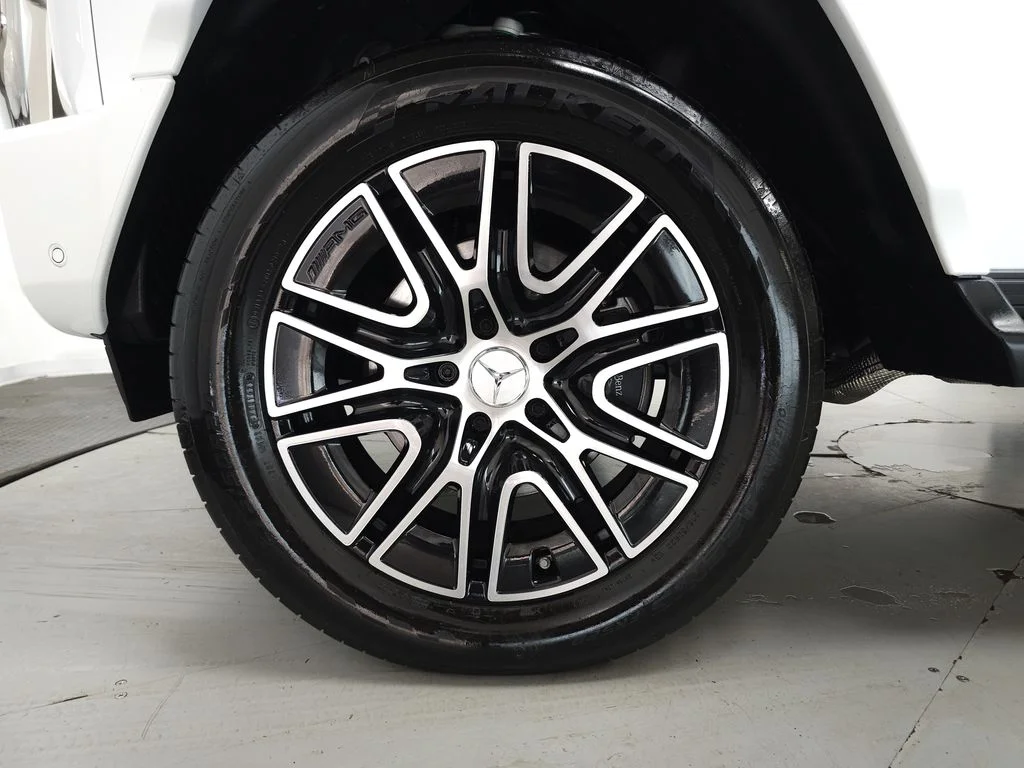 Certified Used 2025 Moonlight White Metallic Mercedes-Benz G 550 image 36