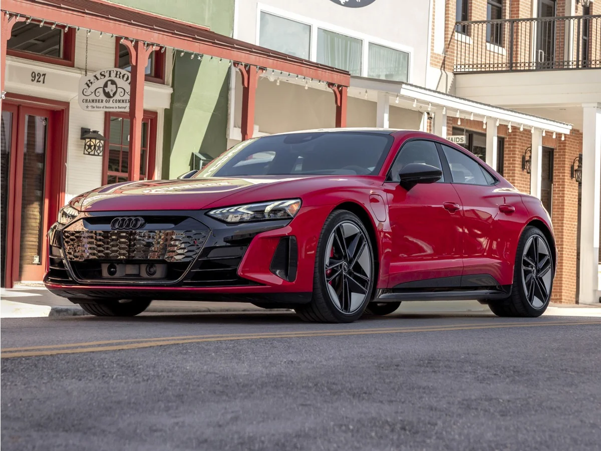 2022 Audi RS e-tron GT -'s photo