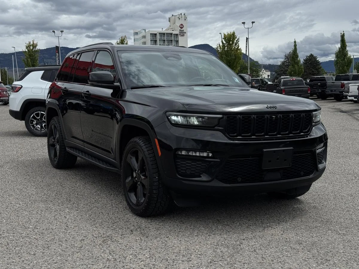 Used 2024 Black Jeep Limited image 4