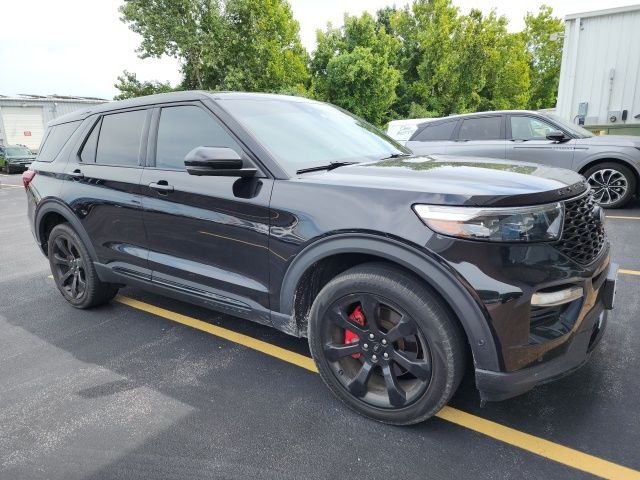 Used 2021 Black Ford ST image 4