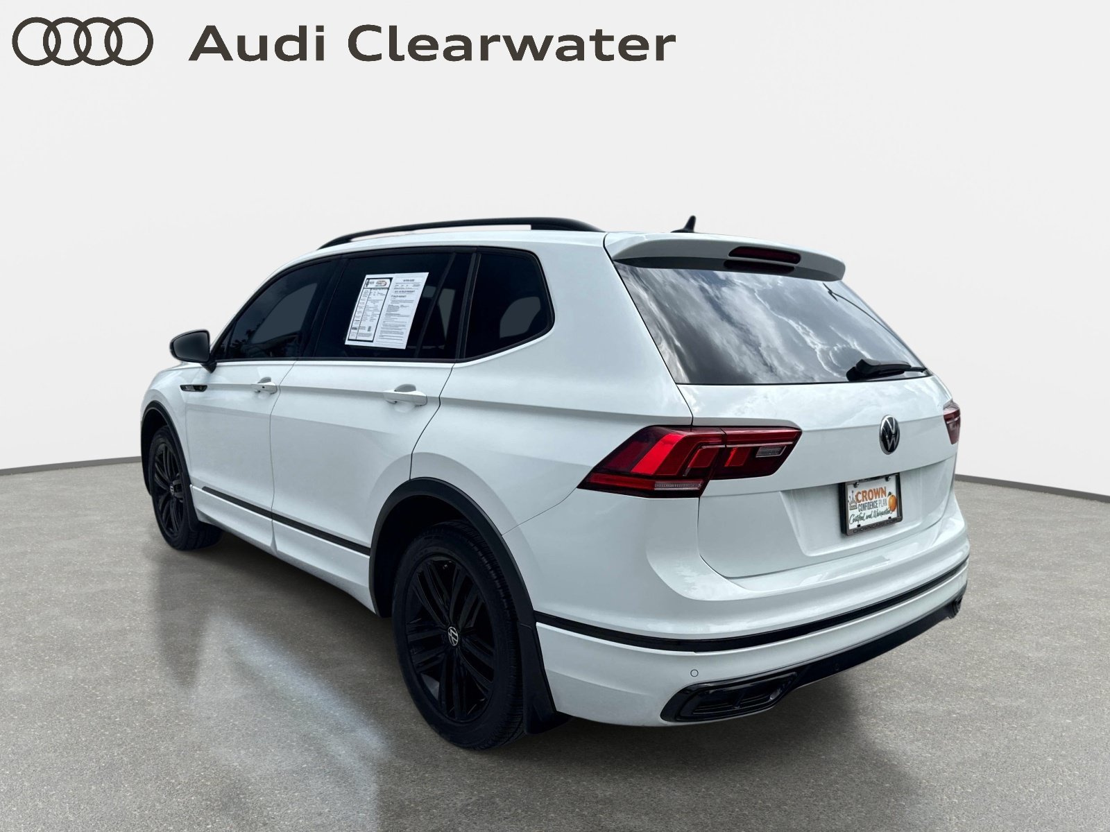 Used 2022 Pure White Volkswagen SE R-Line Black image 3