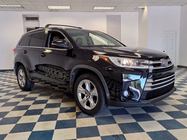 2017 Toyota Highlander Limited