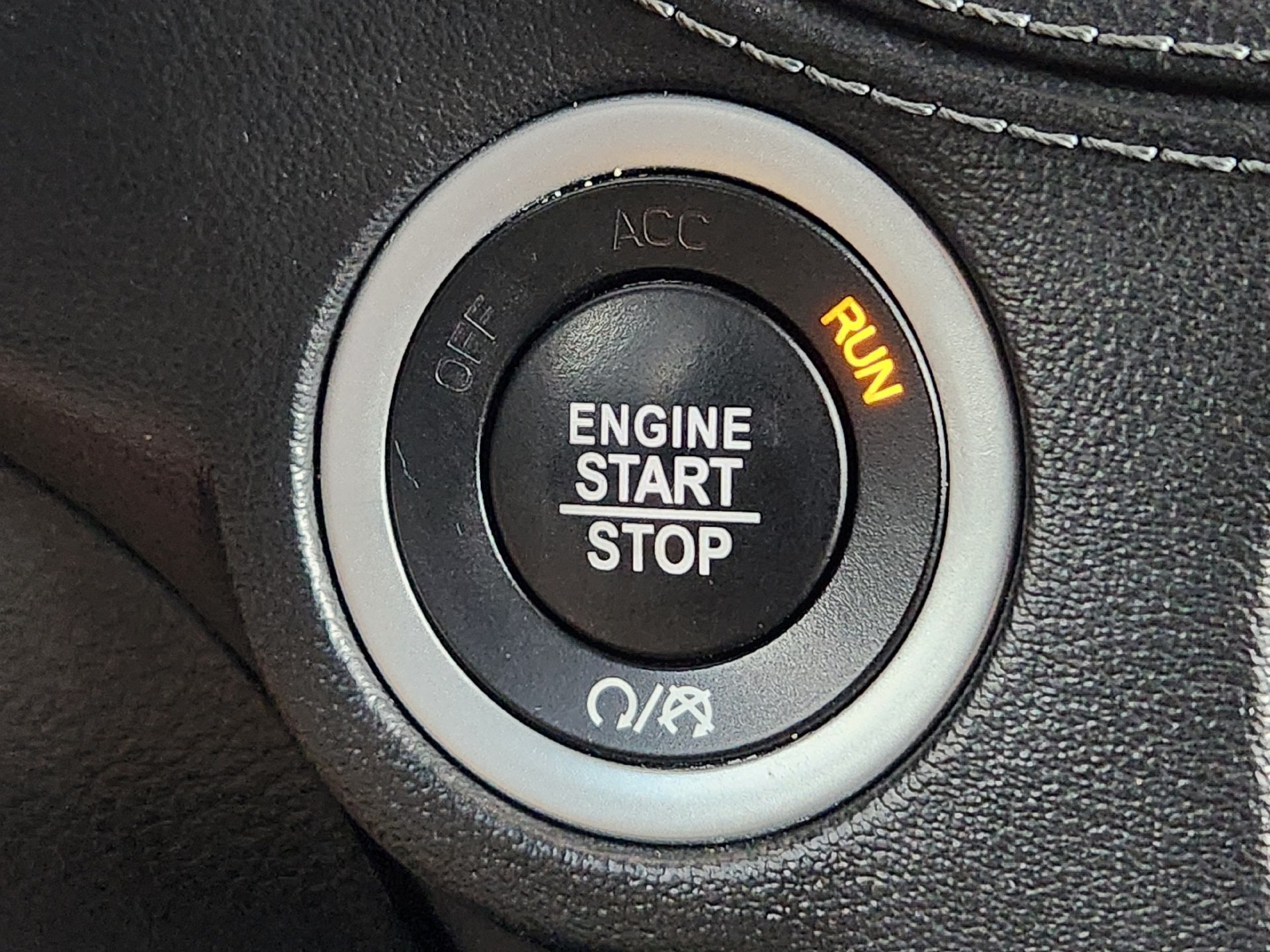 Used 2019 Go Mango! Dodge R/T Scat Pack image 22