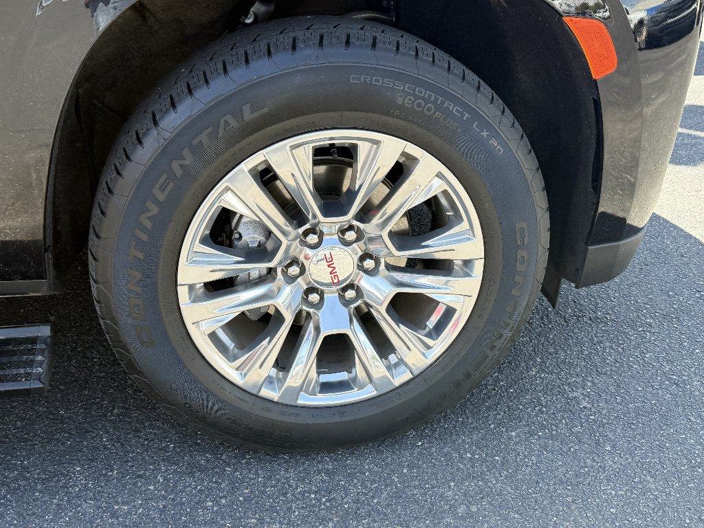 2023 GMC Yukon XL Denali - Photo 30