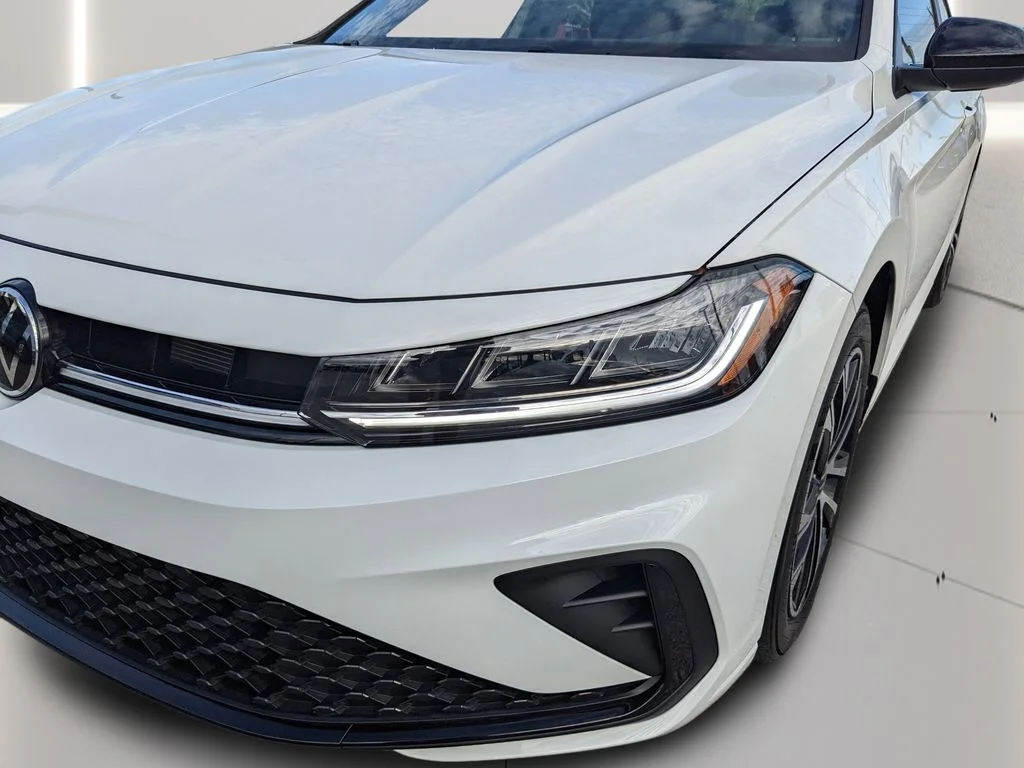 New 2026 White Volkswagen 1.5T Sport image 13