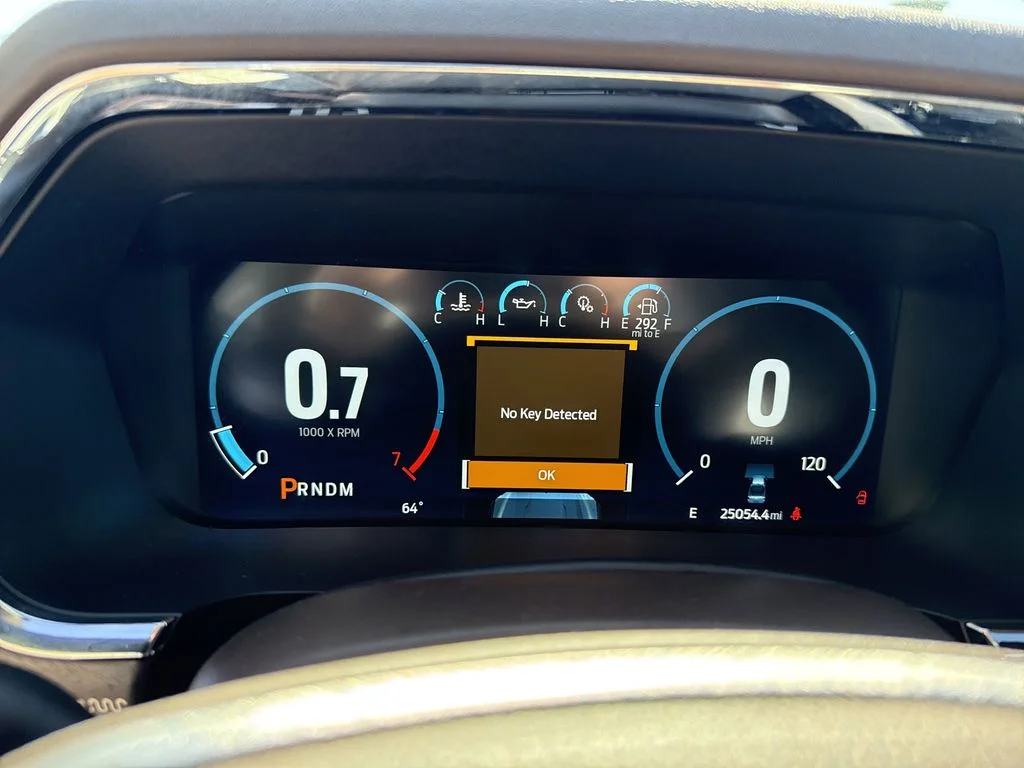 Used 2023 Gray Ford King Ranch image 25