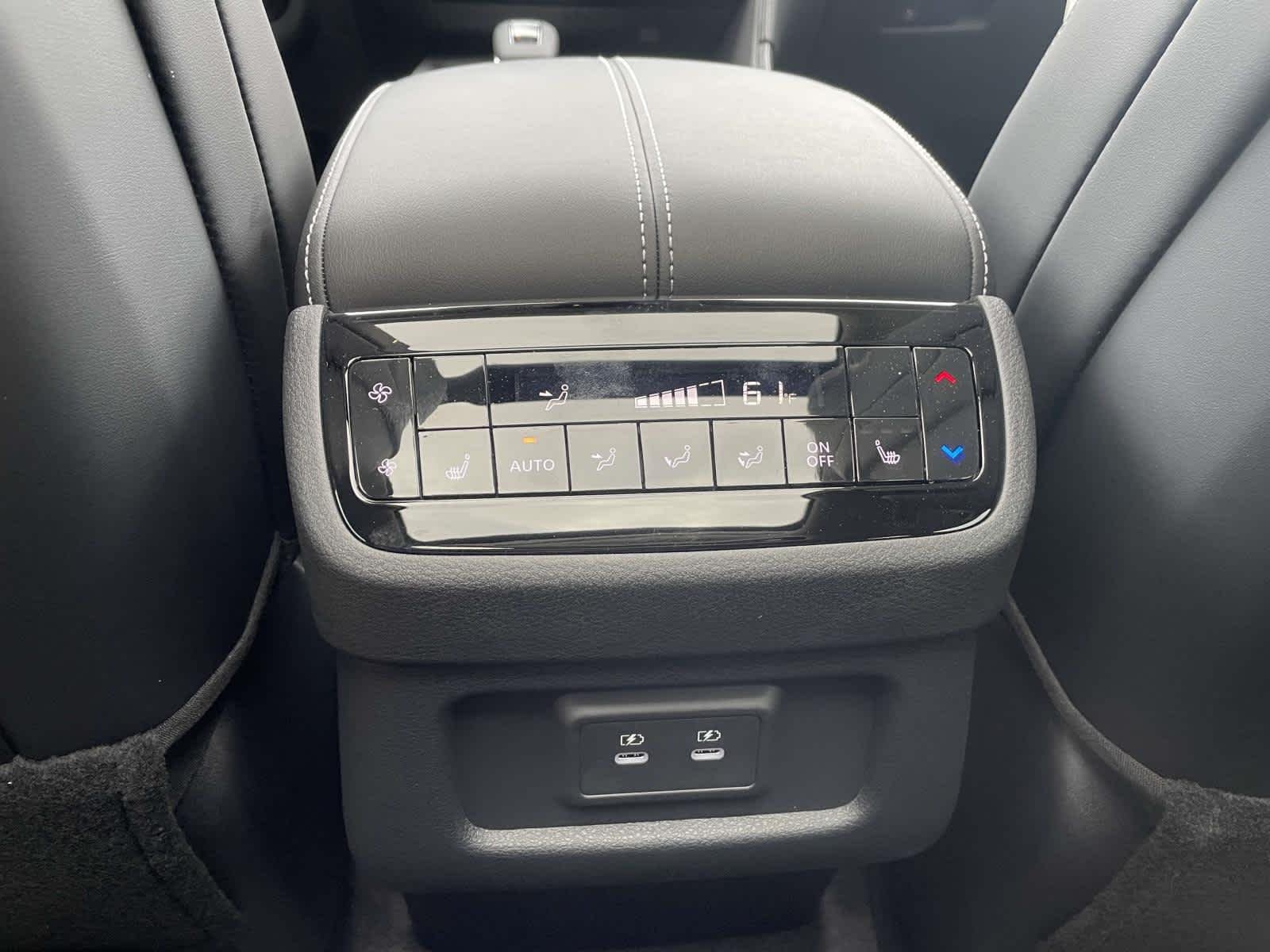 New 2026 Graphite Shadow INFINITI LUXE image 21