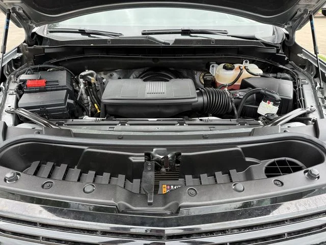 Used 2025 Gray Chevrolet Premier image 24