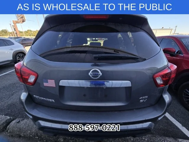 Used 2018 Gray Nissan SV image 5