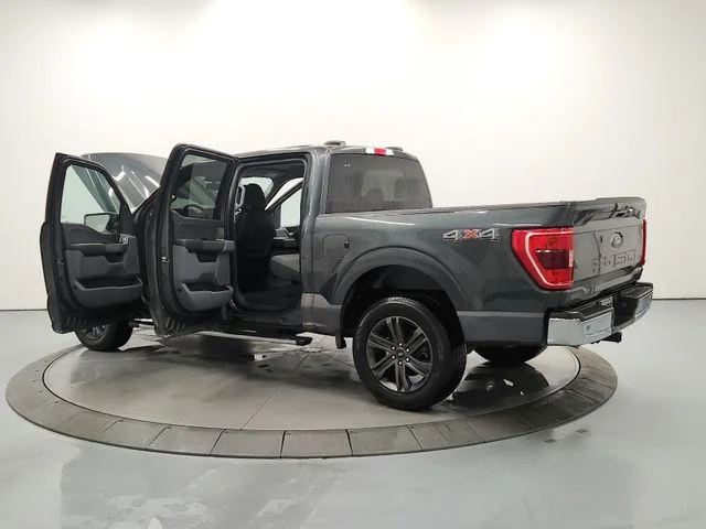 Used 2021 Green Ford XLT image 13