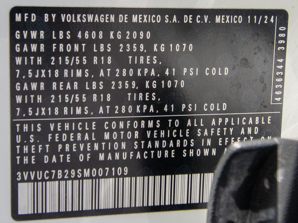 2025 Volkswagen Taos SE - Photo 27