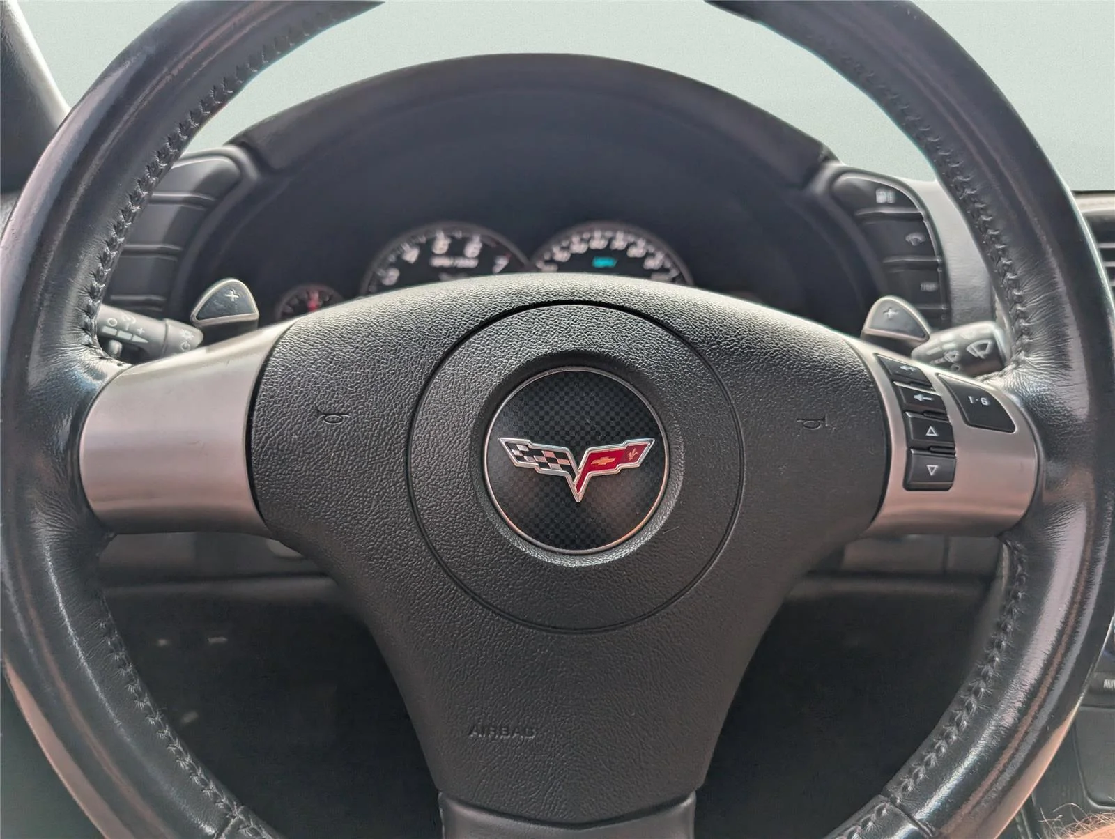 Used 2009 VICTORY RED Chevrolet w/1LT image 24