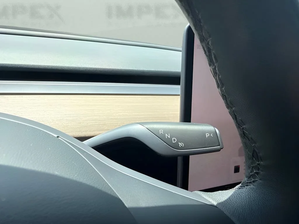 Used 2023 Gray Tesla  image 18