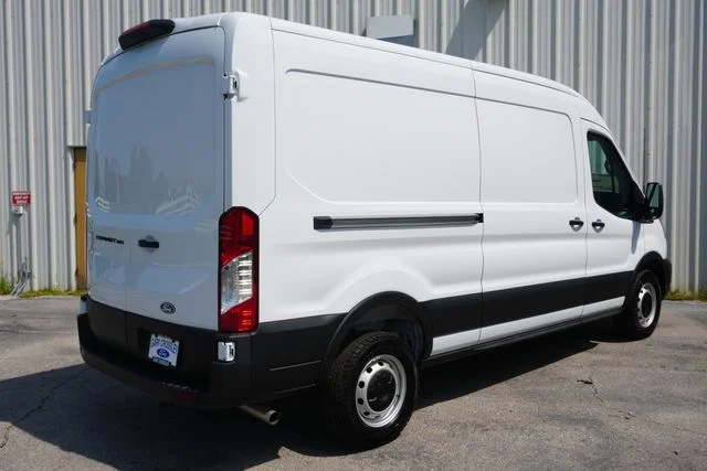 New 2026 Oxford White Ford Cargo Van image 3