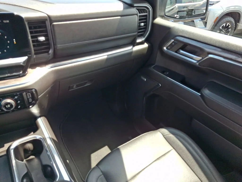 Used 2024 Black Chevrolet LTZ image 17
