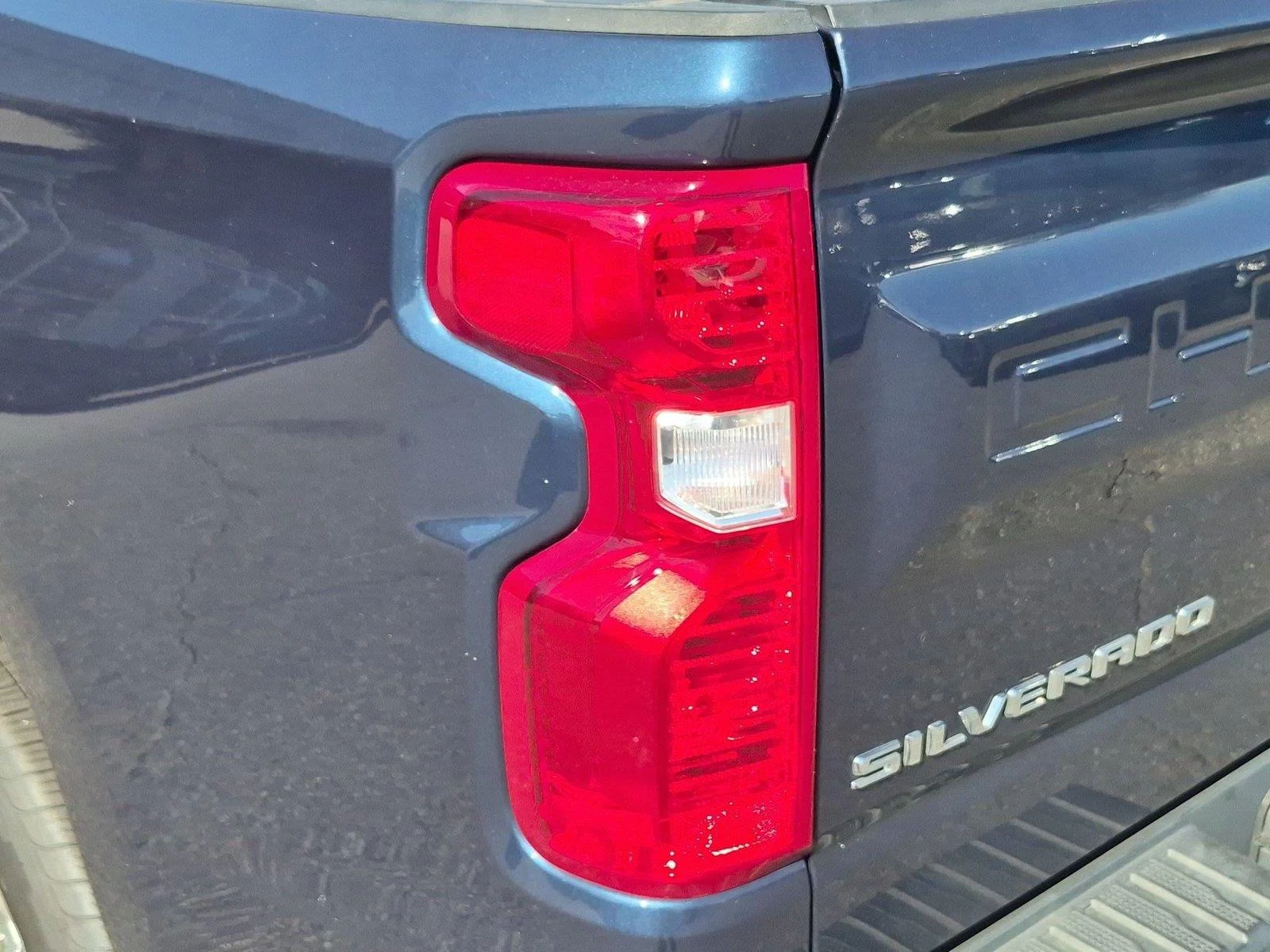 Used 2021 Northsky Blue Metallic Chevrolet LT image 11