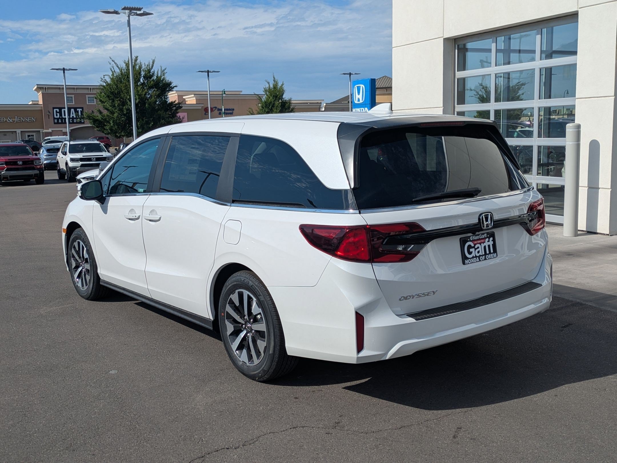 New 2026 Platinum White Pearl Honda EX-L image 5
