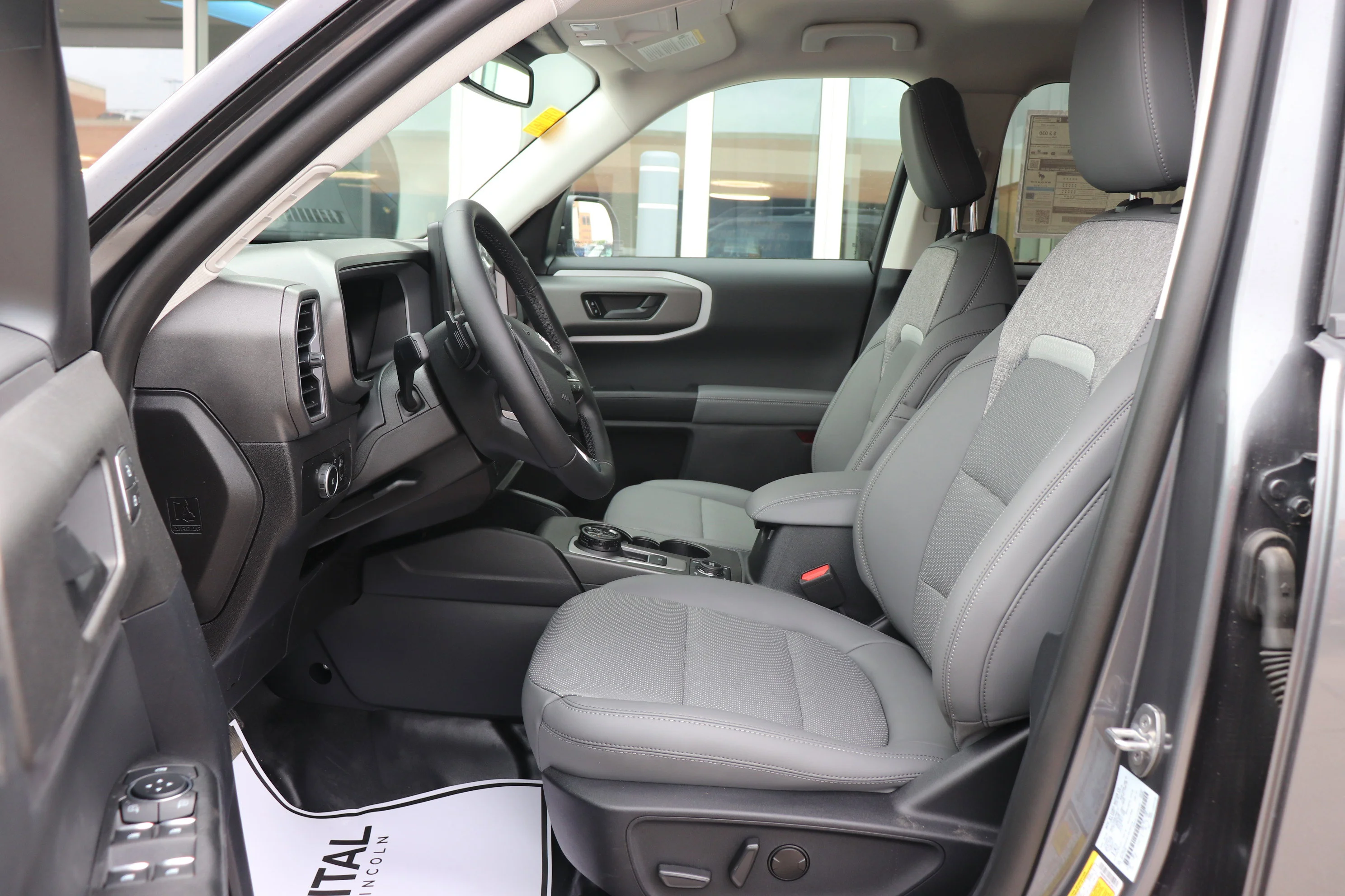 New 2026 CARBONIZED GREY Ford Badlands image 10