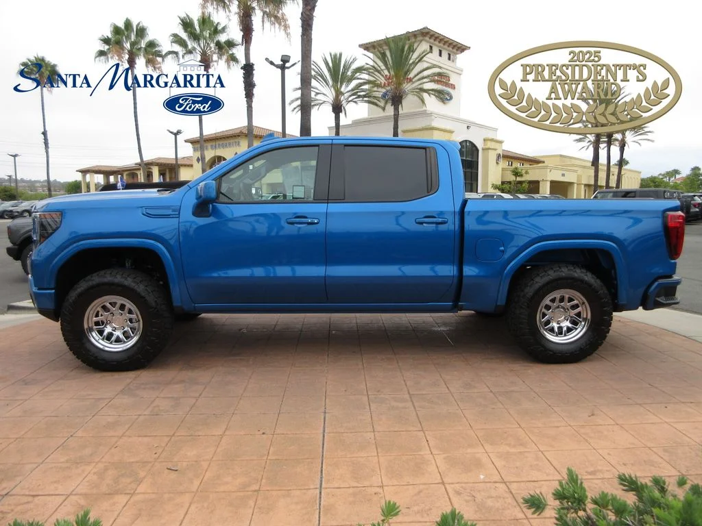 2023 GMC Sierra 1500 Elevation 4WD photo