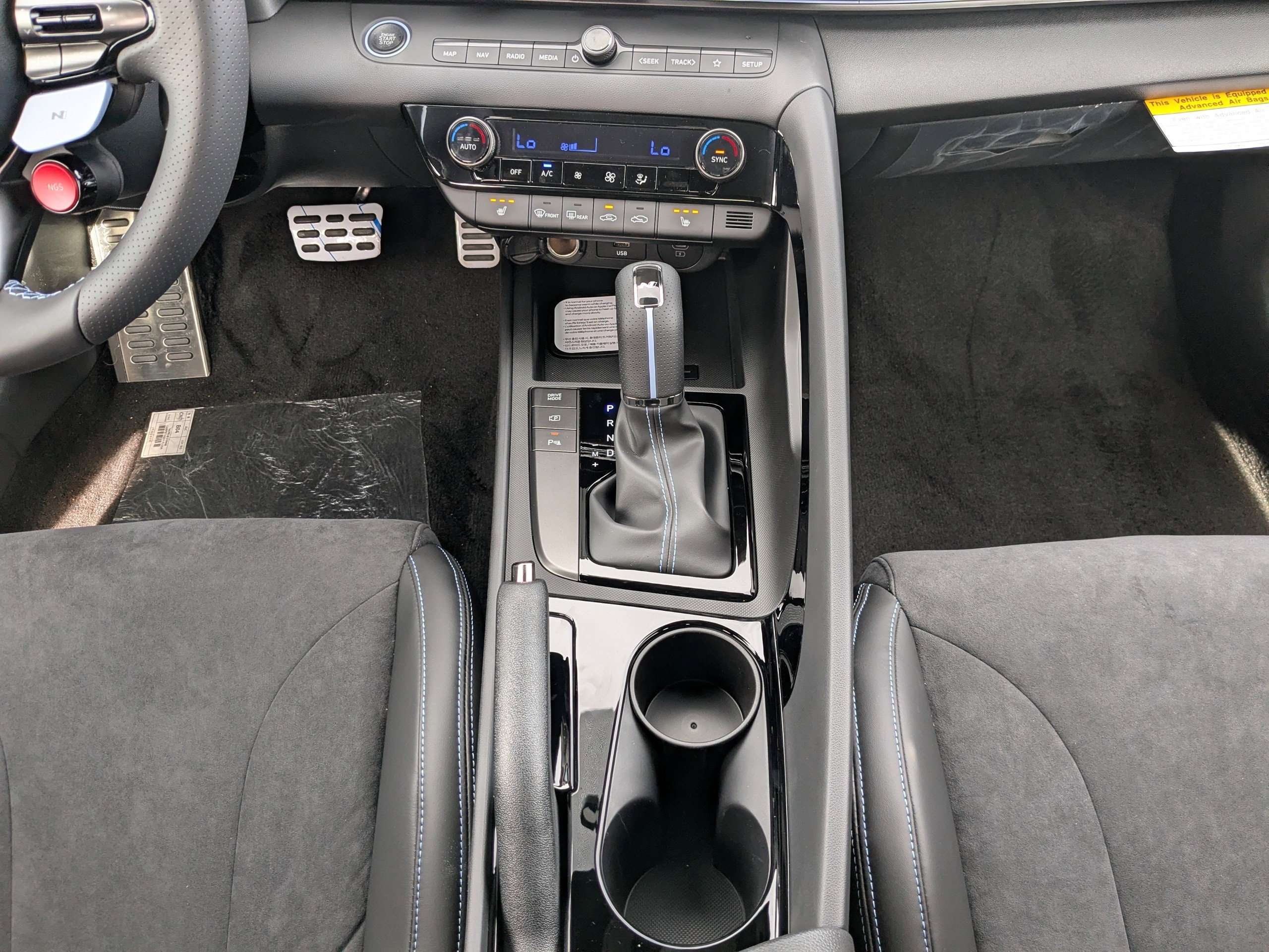 New 2026 Abyss Black Hyundai Sedan image 37