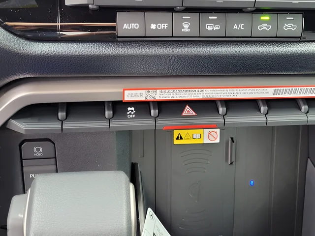 2025 Toyota Tundra SR5 - Photo 34