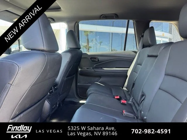 Used 2024 White Honda EX-L image 7
