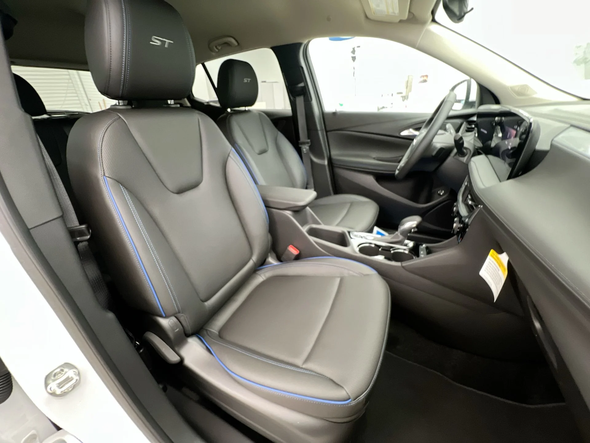 2026 Buick Encore GX Sport Touring - Photo 82
