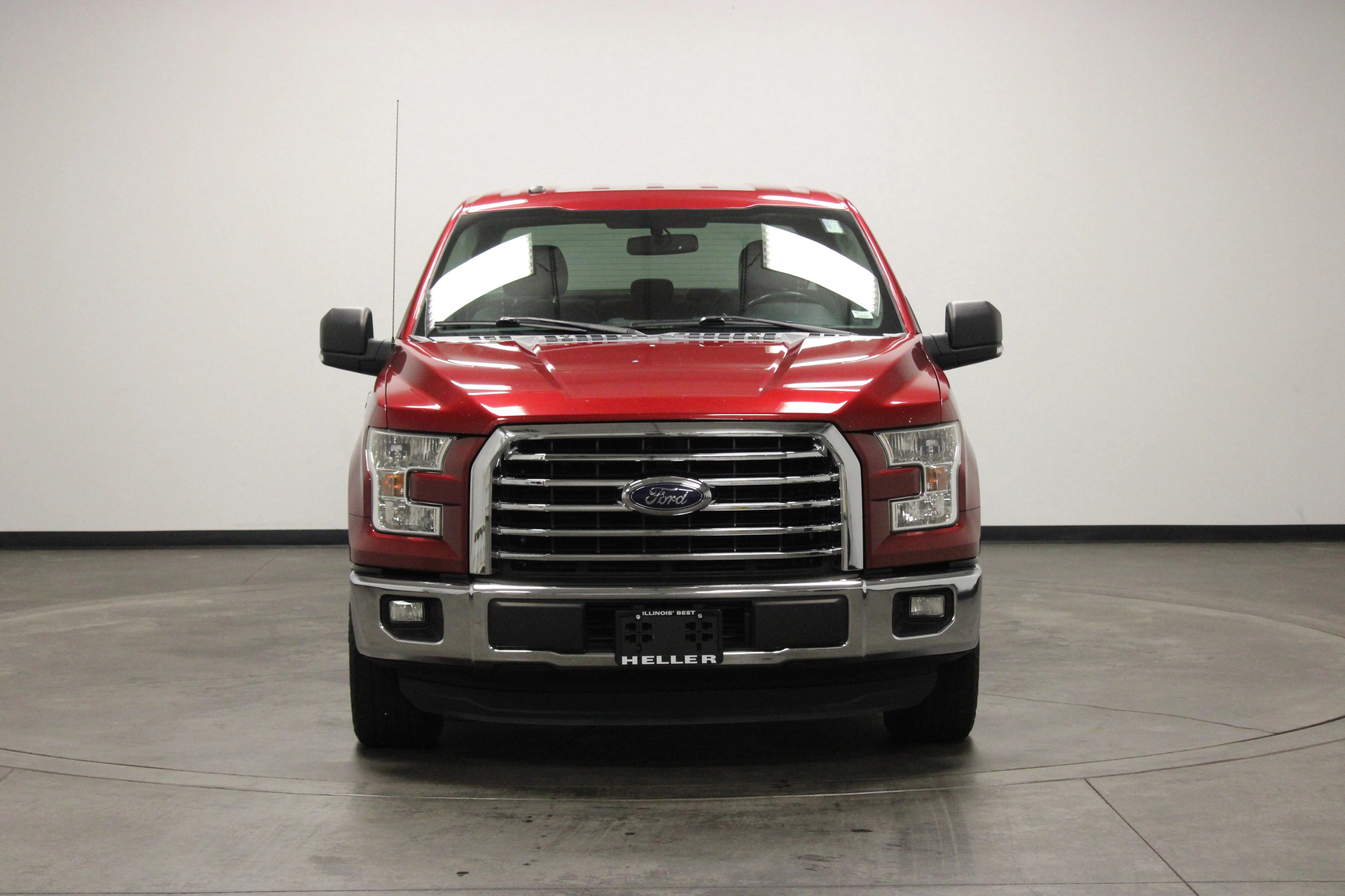 Used 2016 Ruby Red Metallic Tinted Clearcoat Ford XLT image 3