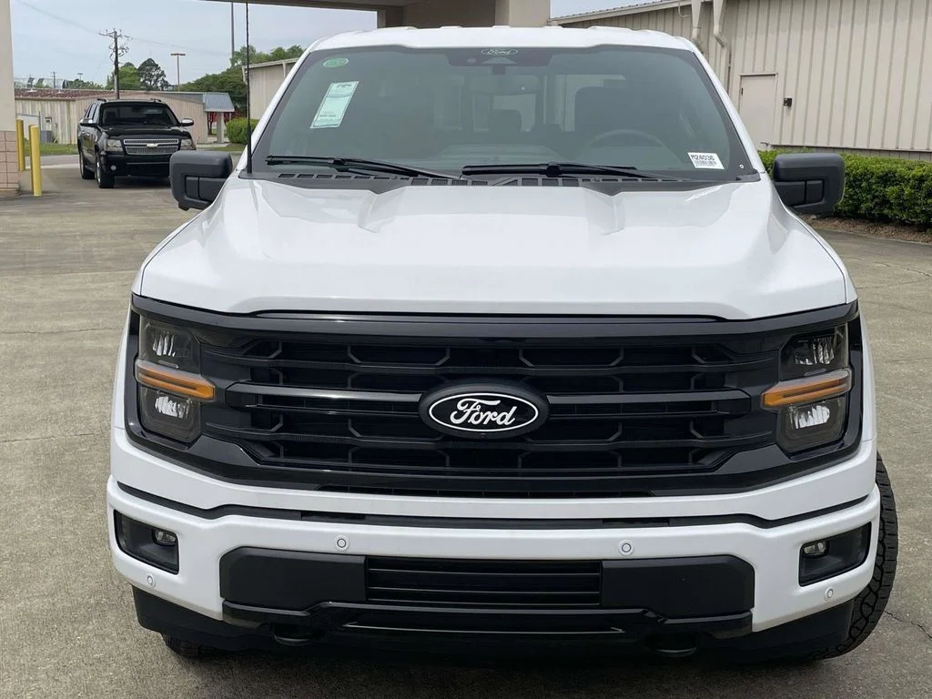 New 2026 White Ford XLT image 8