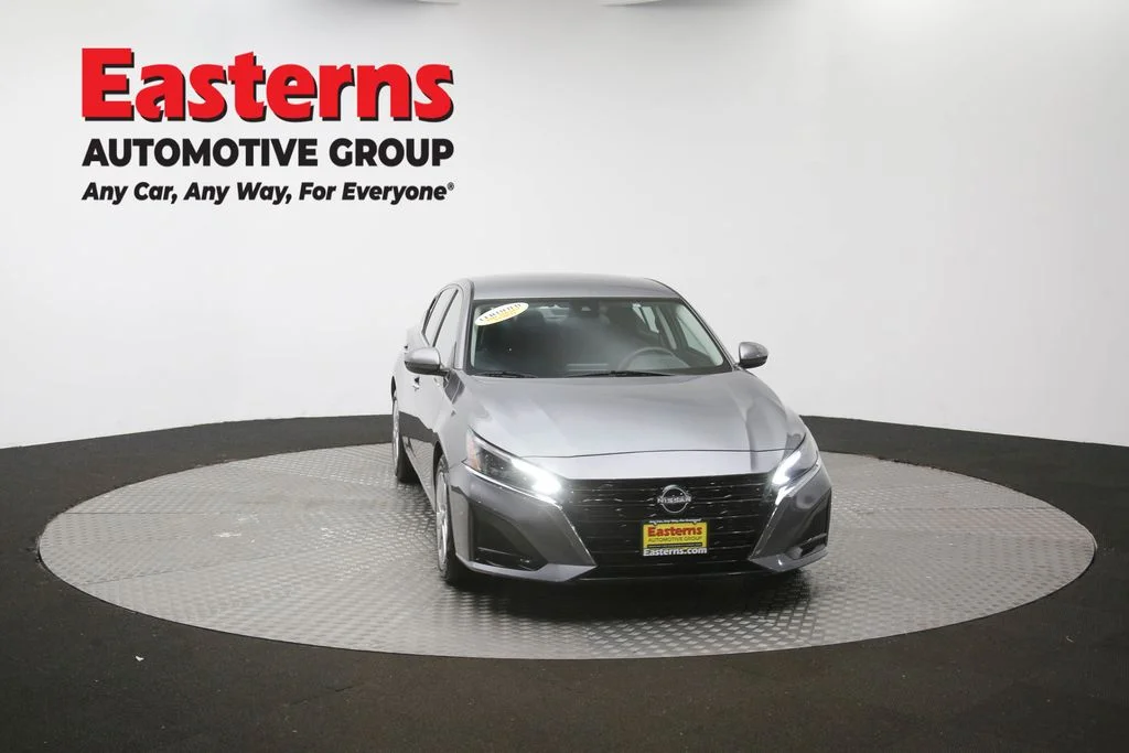 Used 2023 Gray Nissan 2.5 S image 45