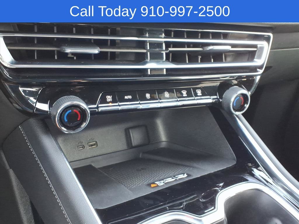 Used 2026 Summit White Chevrolet LT image 17