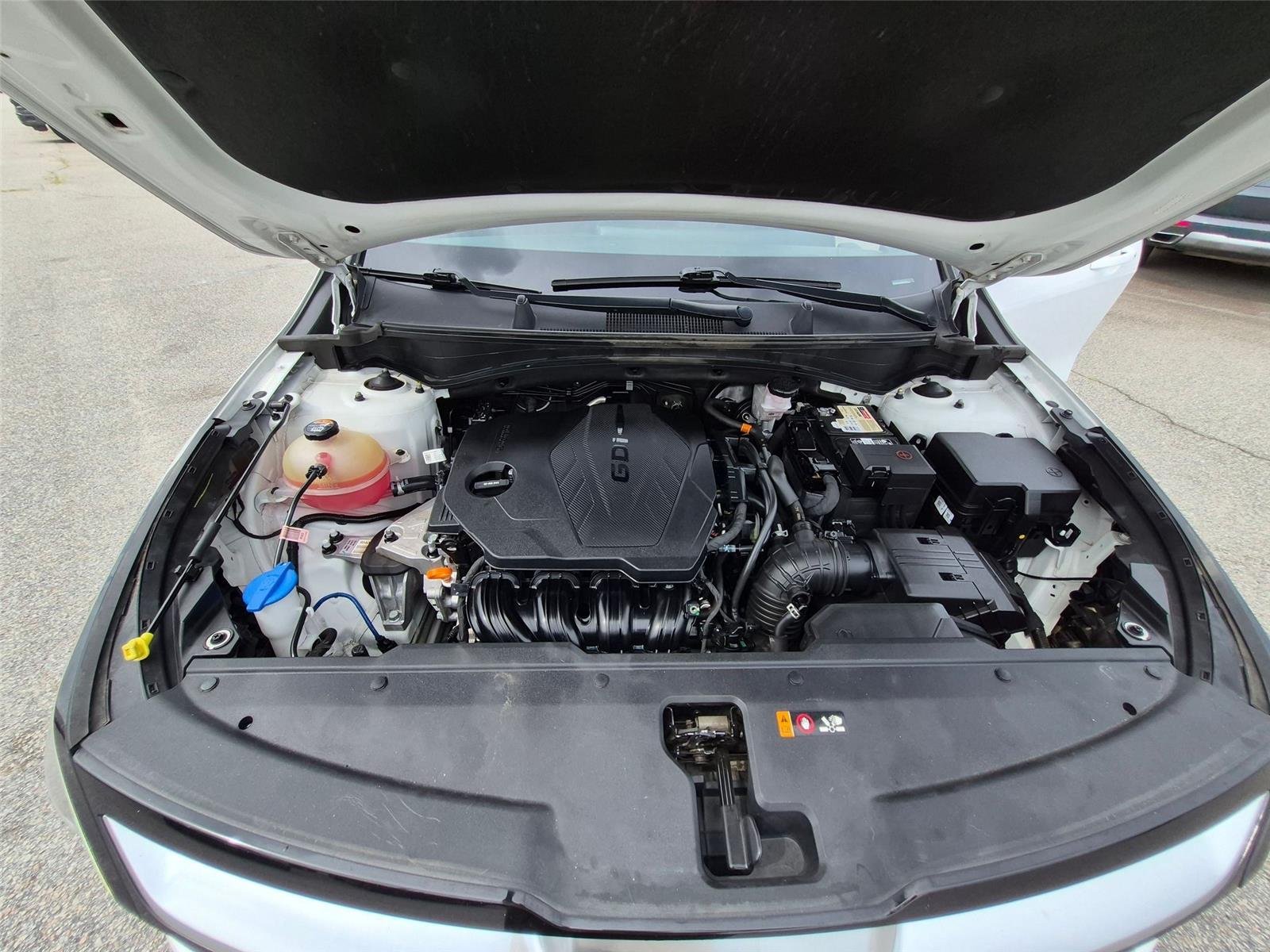 Used 2023 Glacial White Pearl Kia SX image 35