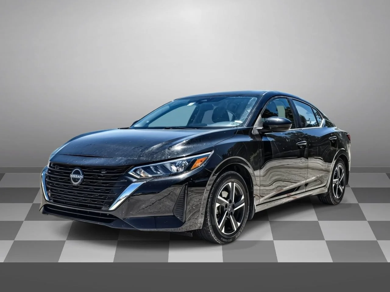 Used 2024  Nissan SV image 2