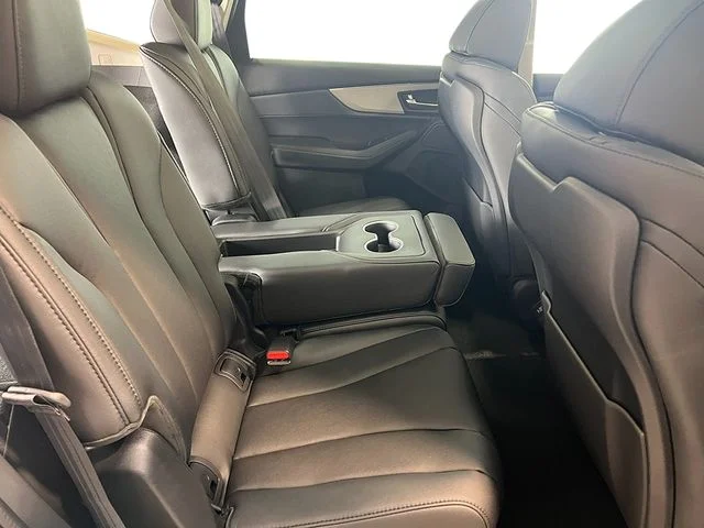 New 2026 Solar Silver Metallic Acura Base image 38
