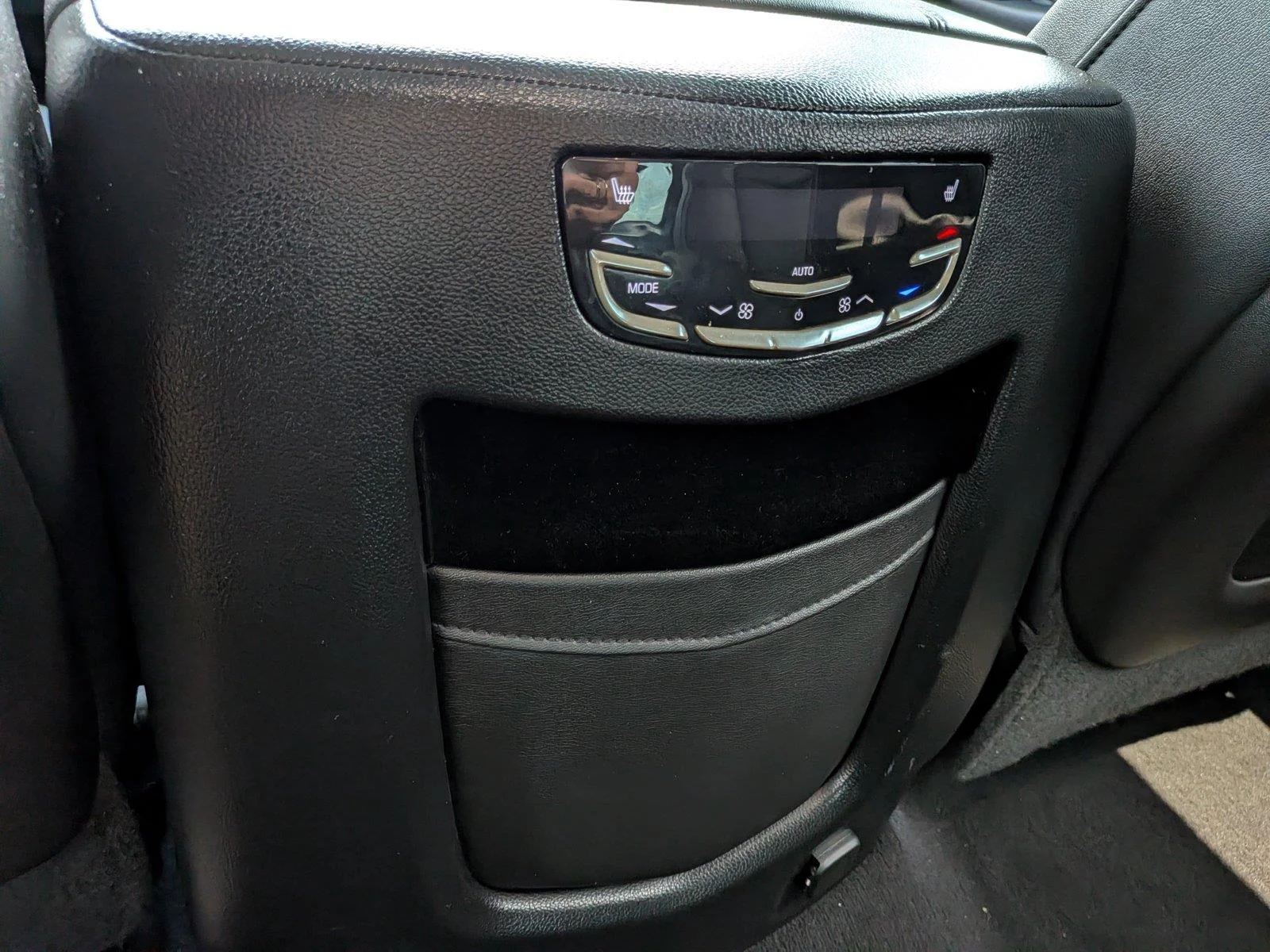 Used 2018 Gray Cadillac Luxury image 18