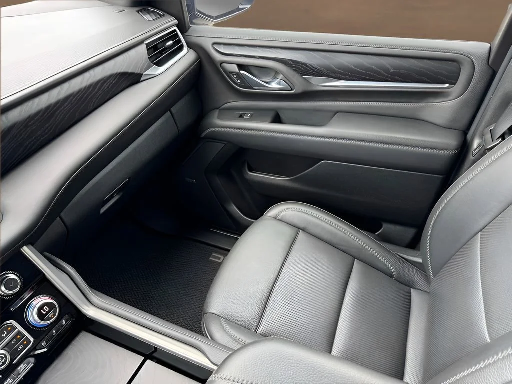 Used 2021 HUNTER METALLIC GMC Denali image 36