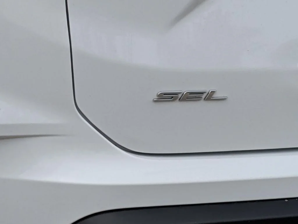 Used 2024 White Ford SEL image 8