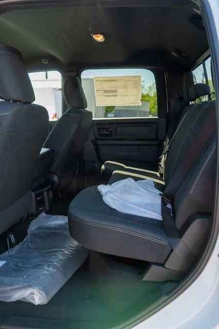 New 2026 Bright White Clear-Coat Exterior Paint RAM Tradesman image 10