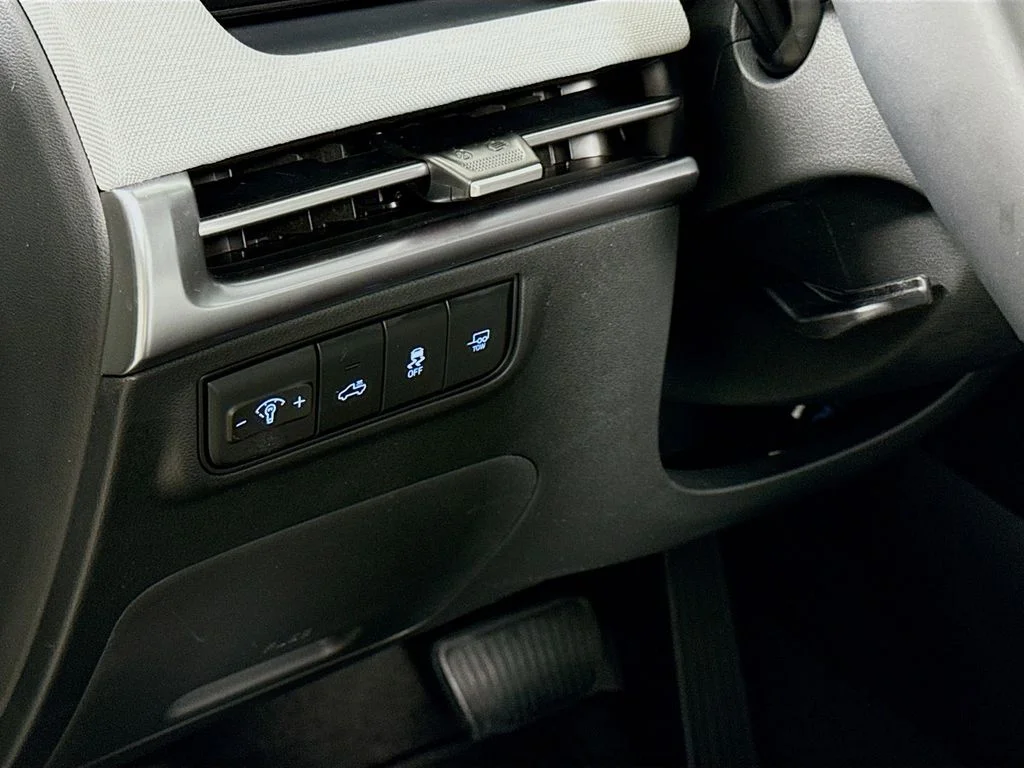 2025 Hyundai Santa Cruz Limited - Photo 10
